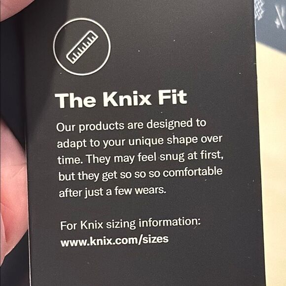 Knix Women's Black Padded V-Neck Evolution Bra - Sizes: 7-NWT - Picture 7 of 8